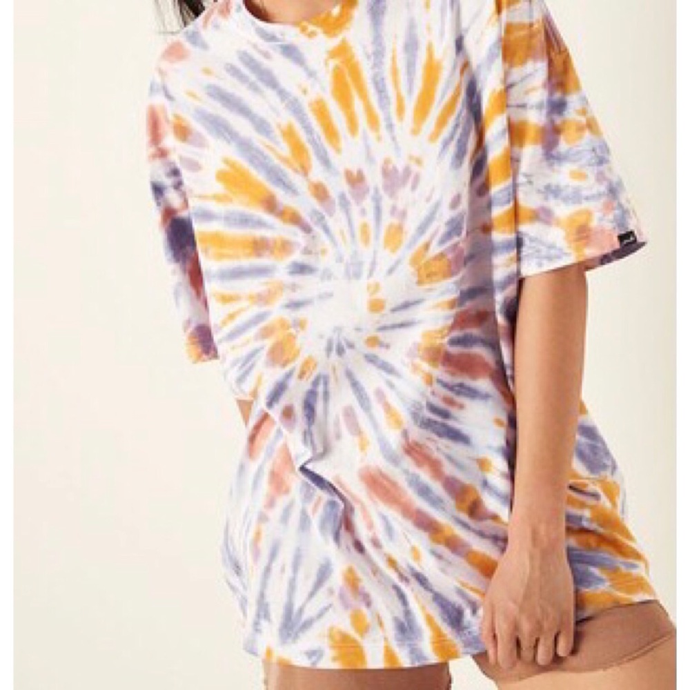 Victoria’s Secret PINK One Size Tee